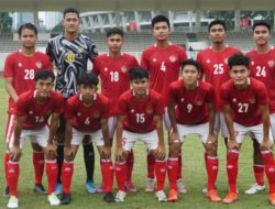 Media Prancis Soroti Timnas Indonesia U-19 yang Rayakan Kemenangan dengan Suporter