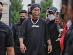 Ronaldinho Ungkap Alasan Absen dalam Laga RANS Nusantara FC vs Arema FC