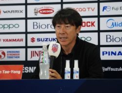 Shin Tae-yong Kaget Timnas Indonesia Hajar Kuwait dan 4 Berita Bola Terkini