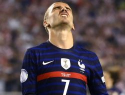 Antoine Griezmann Sudah Tak Bikin Gol di 28 Pertandingan, Ini Reaksi Pelatih dan Para Pemain Prancis