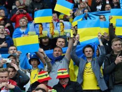 Ukraina Gagal Lolos ke Piala Dunia 2022, Ini Momen Mengharukan Pemain dan Suporter